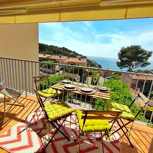 Avec Terrasse Vue Mer, Proximité Plage, Place Parking Appartement Sanary-sur-Mer